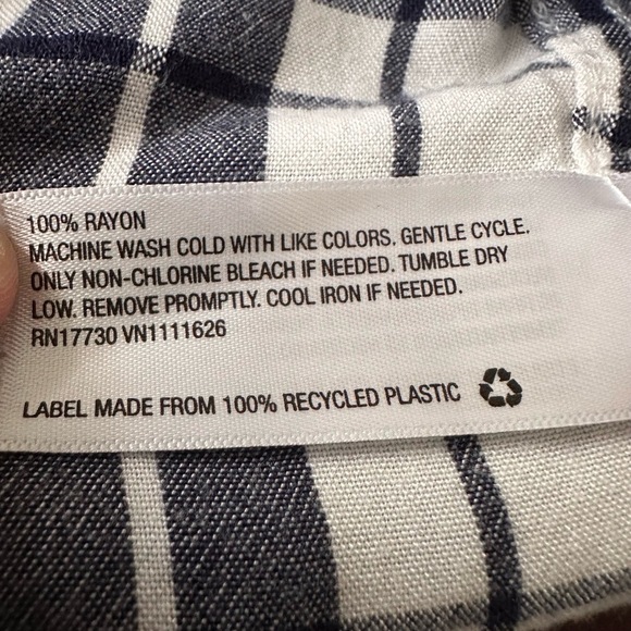 ISABEL MATERNITY Plaid Long Sleeve Button Down Empire Waist Flowy Blouse Size M - Picture 12 of 12